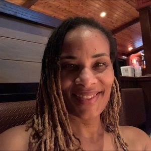 Meet your Posher, Daisy